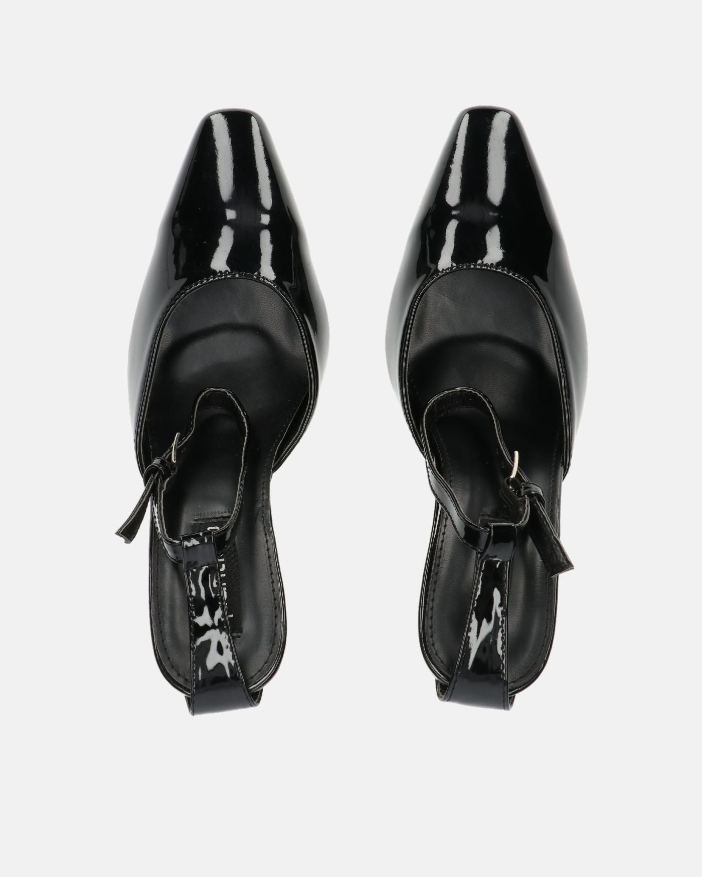  LUDWIKA - zapatos con tacón y correa en glassy negro 