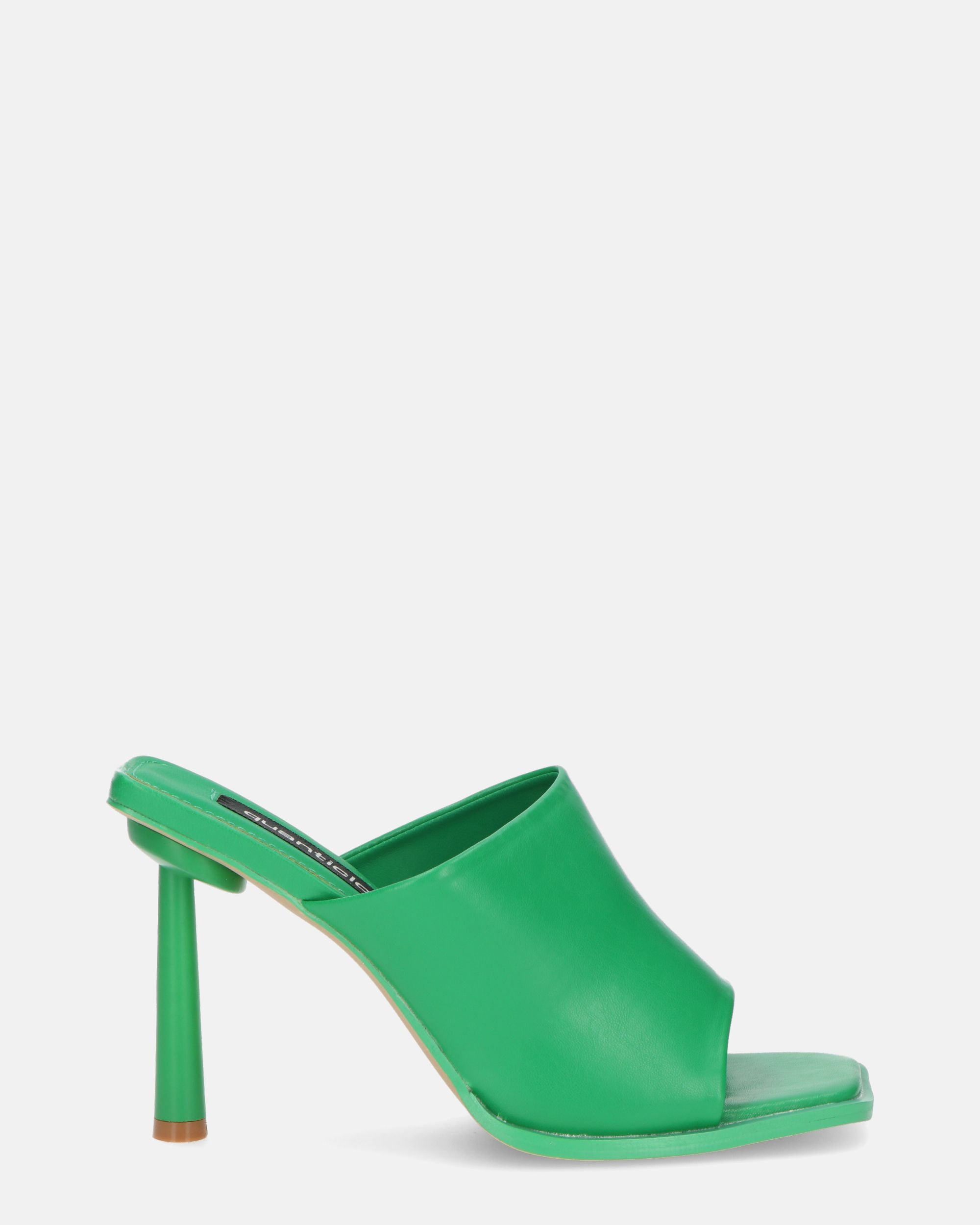 MIRANDA - zapatos verdes con tacones de aguja