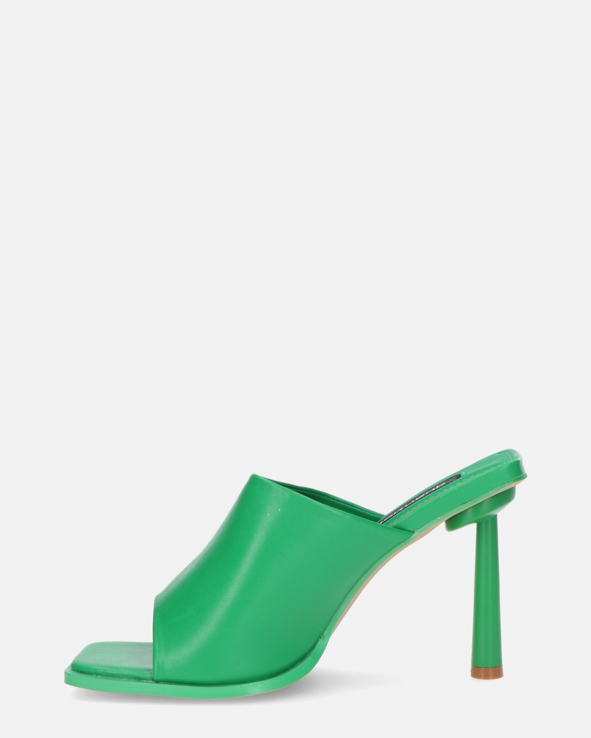 MIRANDA - zapatos verdes con tacones de aguja