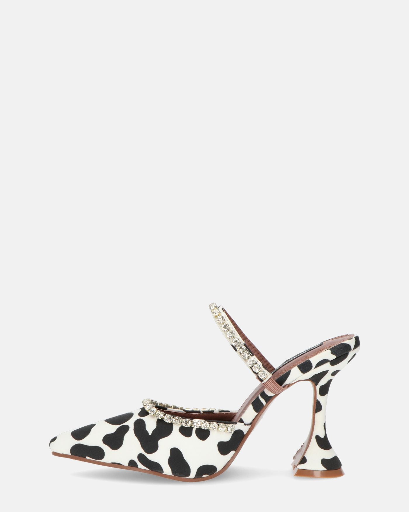 PERAL - zapato de tacón en estampado de leopardo blanco y negro con gemas