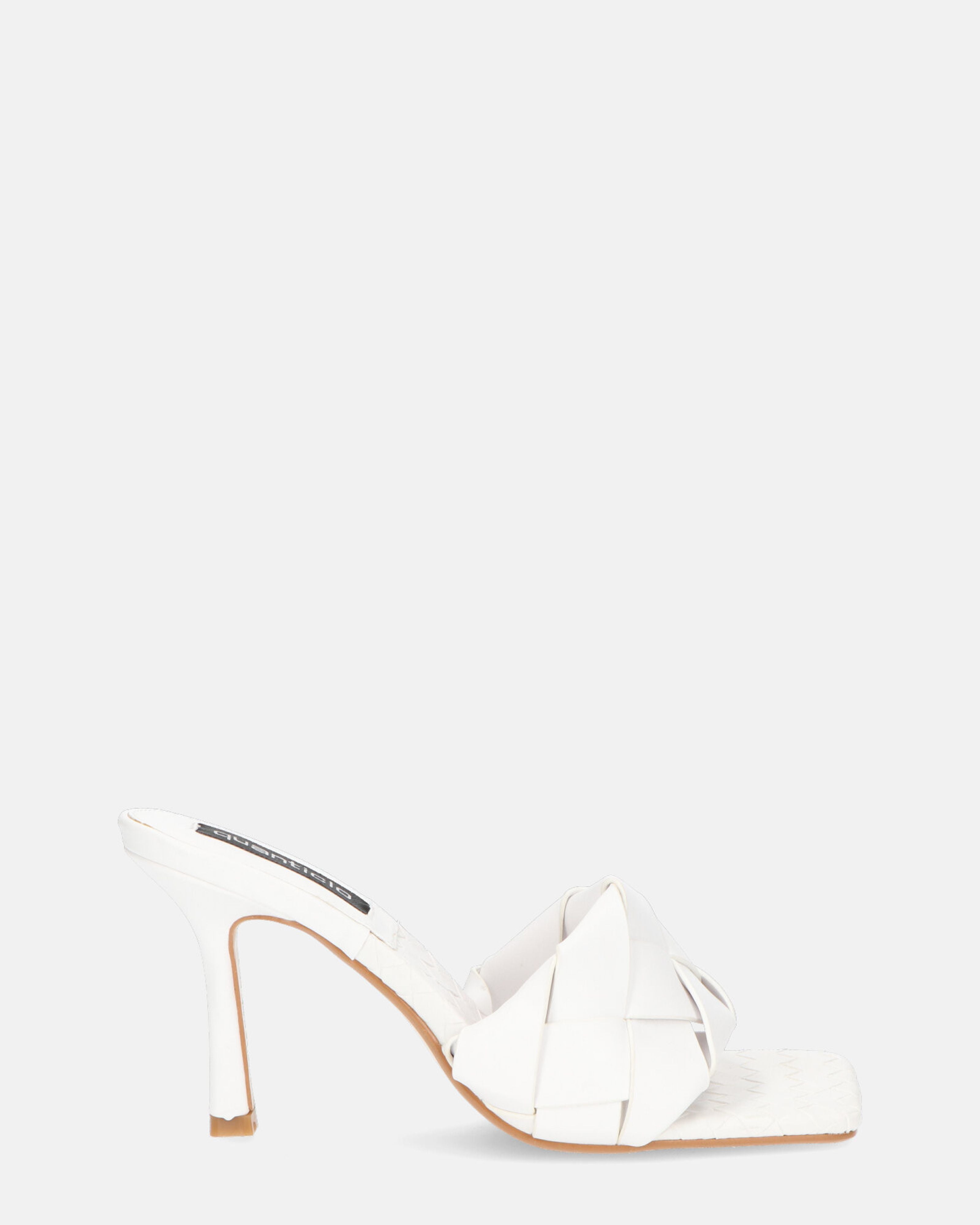 ENRICA - sandalia en piel trenzada blanca con tacón