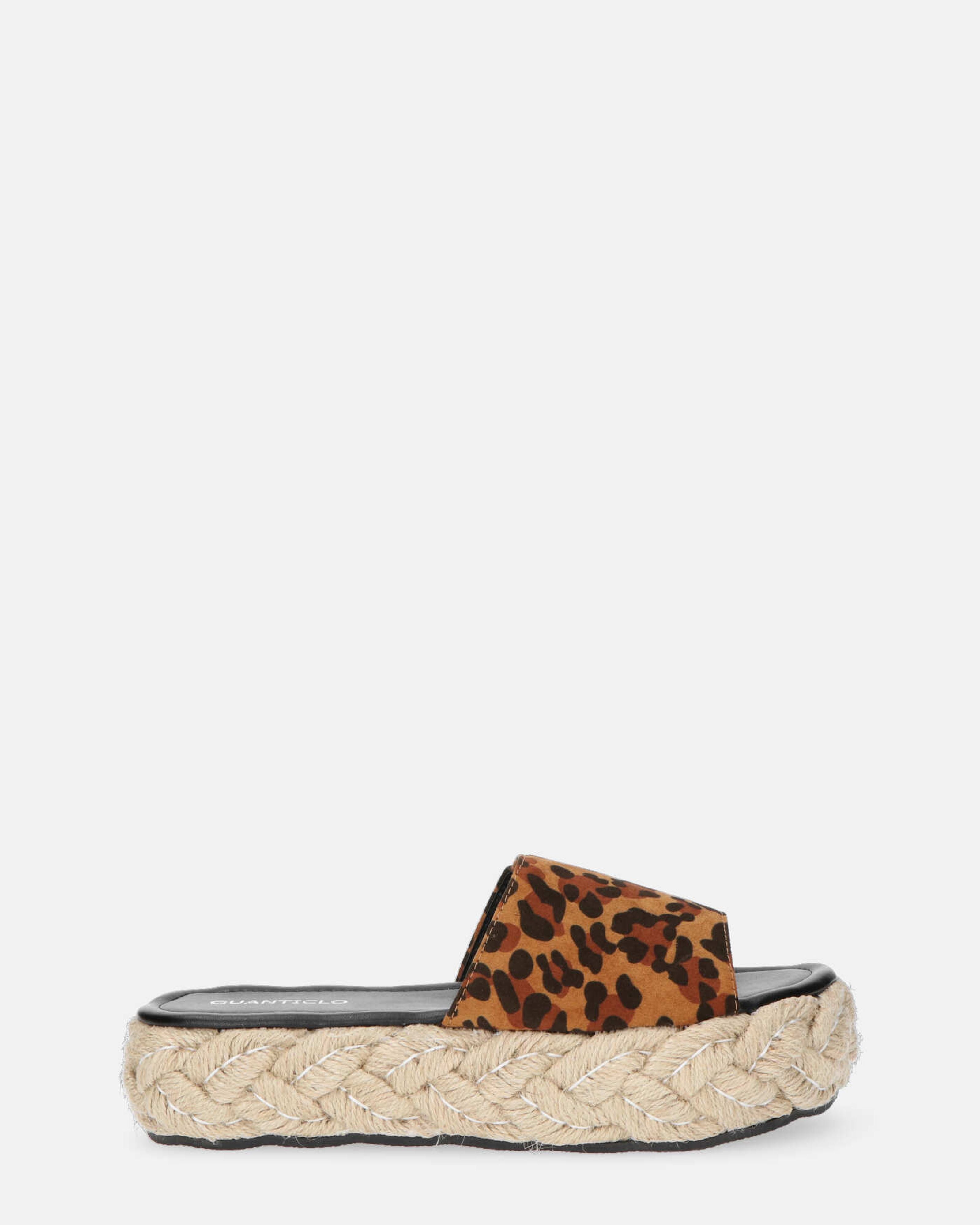JOYCE - sandalia de paja con plataforma en leopardo