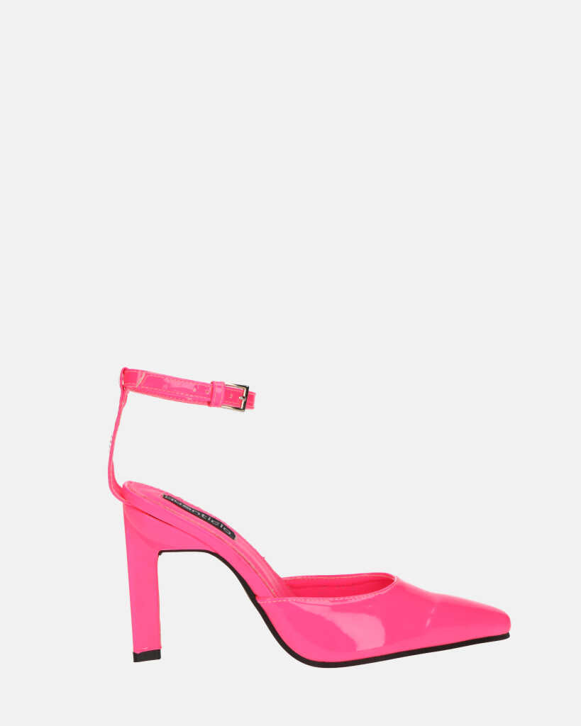 LUDWIKA - zapatos con tacón y correa en glassy rosa 