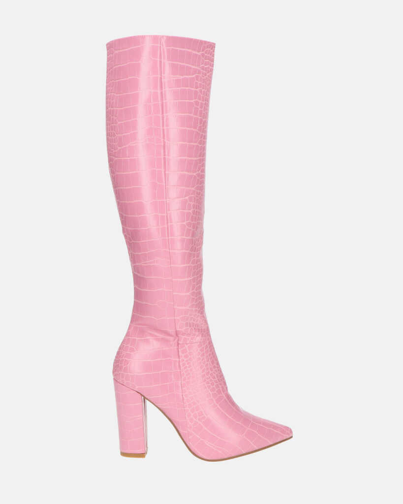 KSENIA - botas altas en cocodrilo rosa